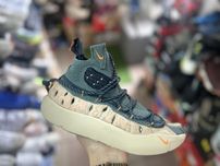 Кросівки Nike Ispa Sense flyknit ( РОЗМІР 36 )