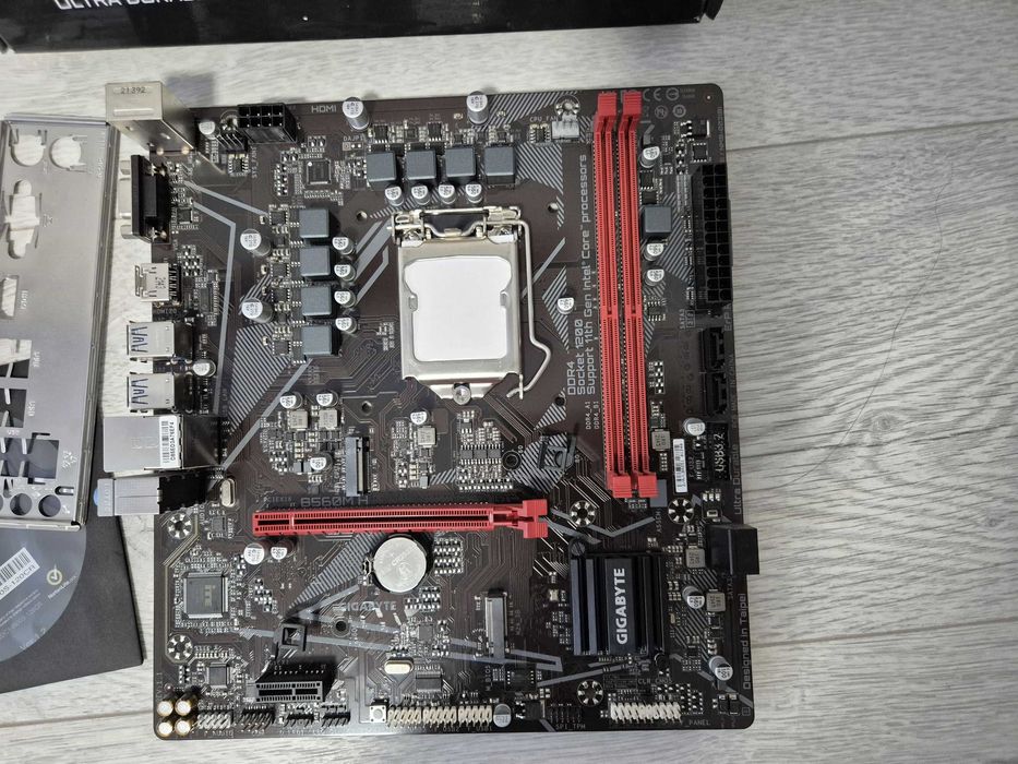 s1200 материнка mATX Gigabyte B560M H для 10-11 покоління. Trade-IN