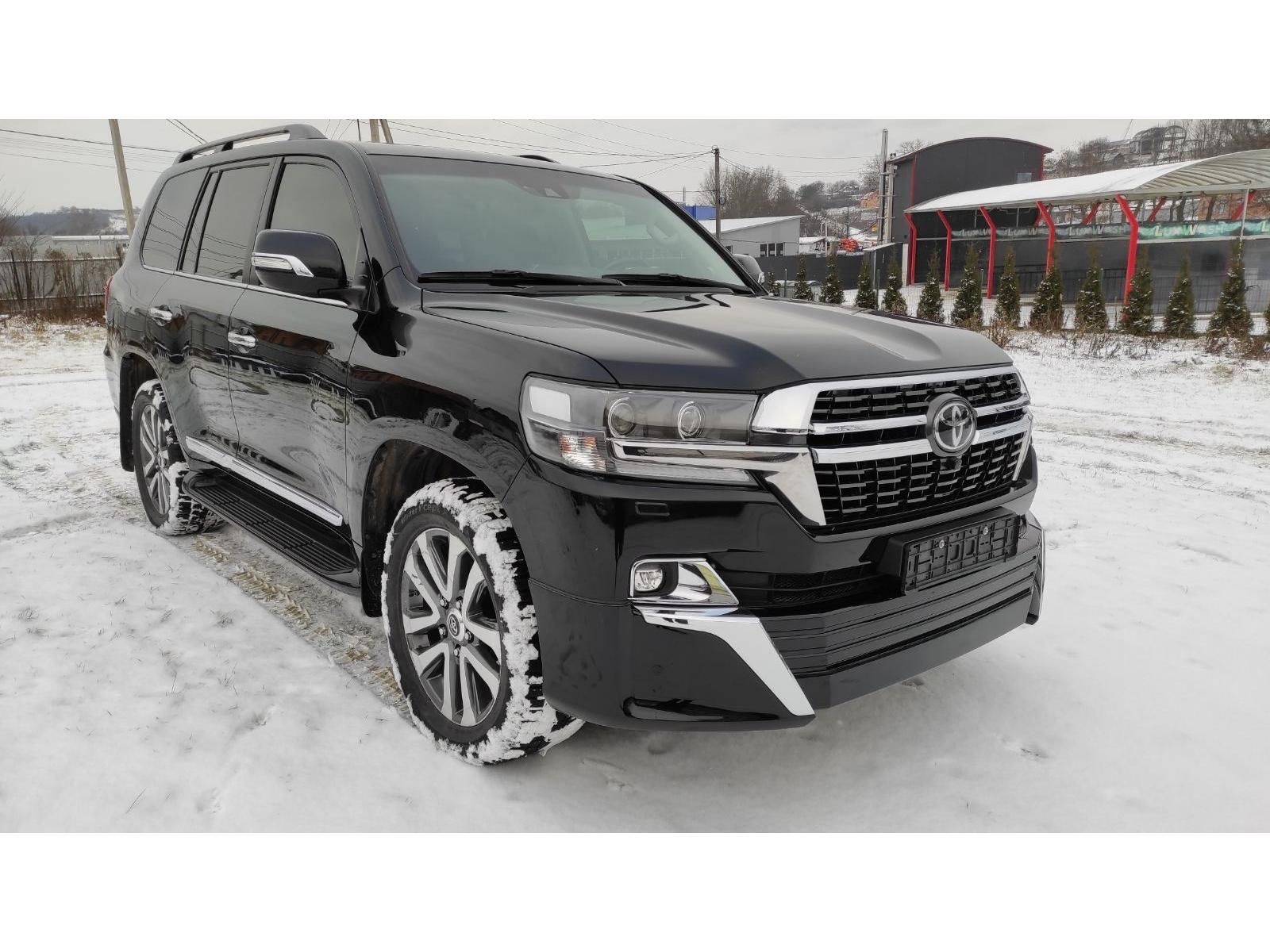 Toyota LandCruiser 200 2007-2015 Комплект рестайлінгу в Executive-2021