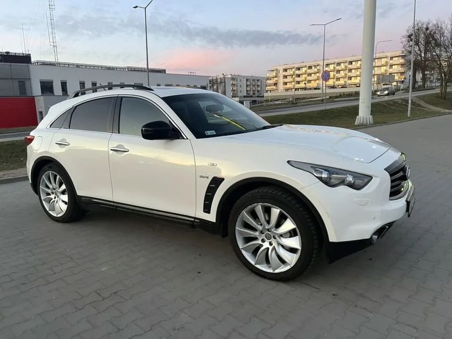 Infiniti Q70 Infiniti Q70 3.0 Diesel 2014 – Po starszej Osobie Bardzo Zadbany