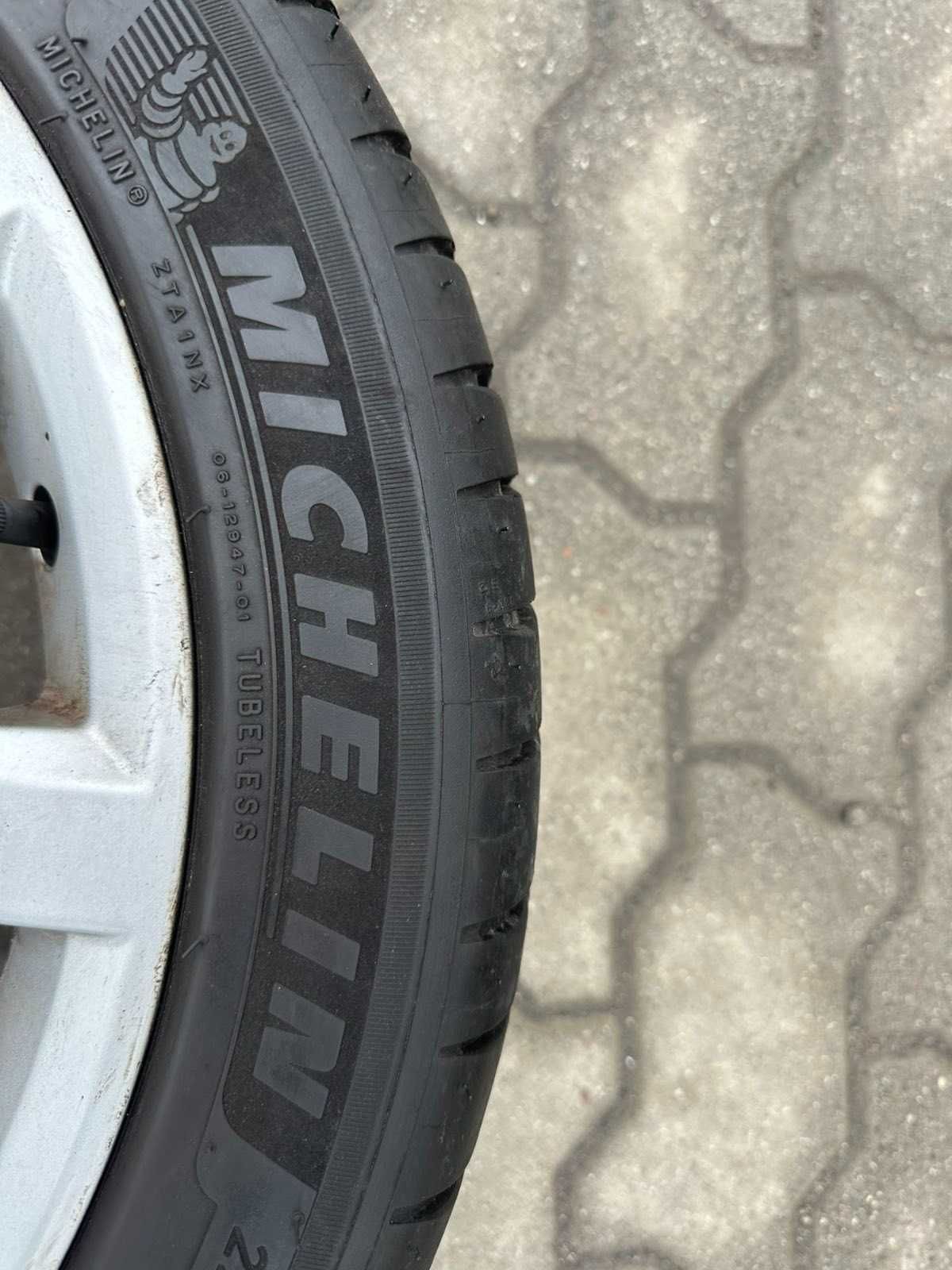 Колесо з шиною ET49 5x112 Michelin 2019р 225/45 R17 5G0601025BF Golf 7