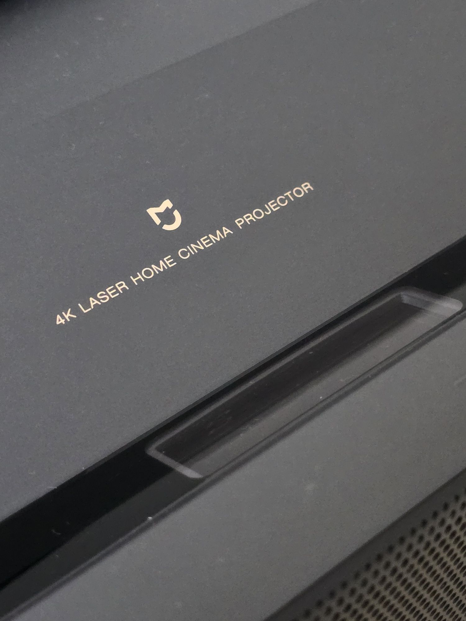 Projektor laserowy Xiaomi 4k 150 cali (laser projector short throw) kr