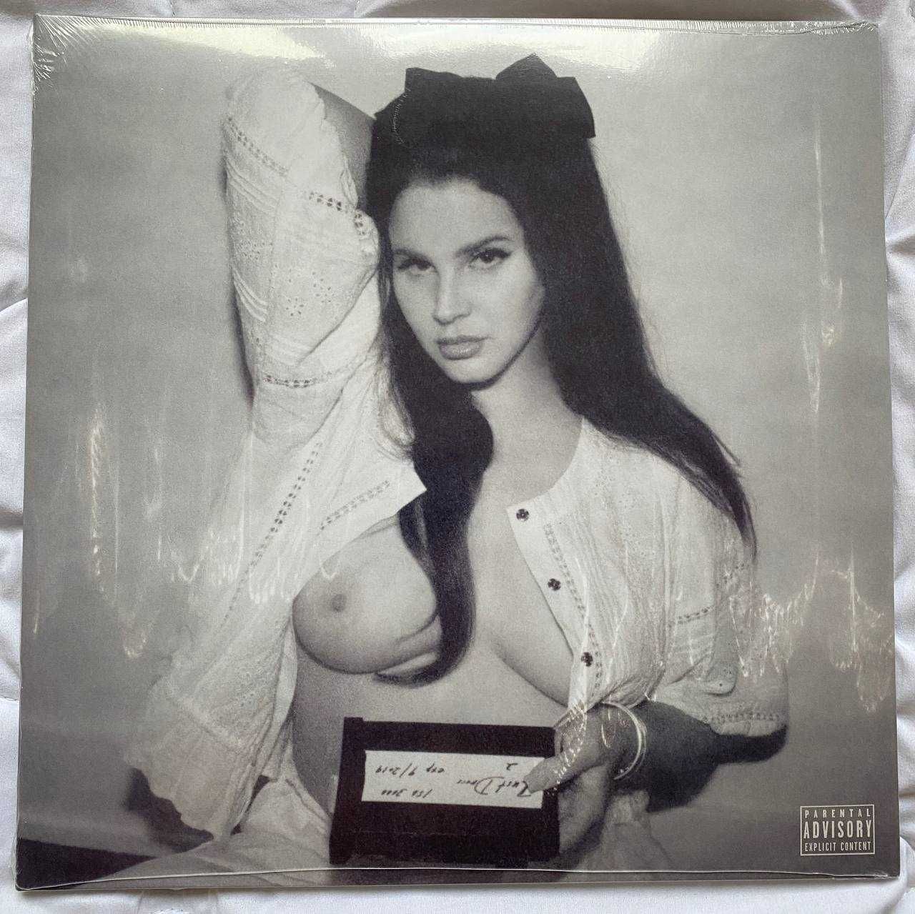 Lana Del Rey - Ocean Blvd 
Exclusive Vinyl Limited Edition