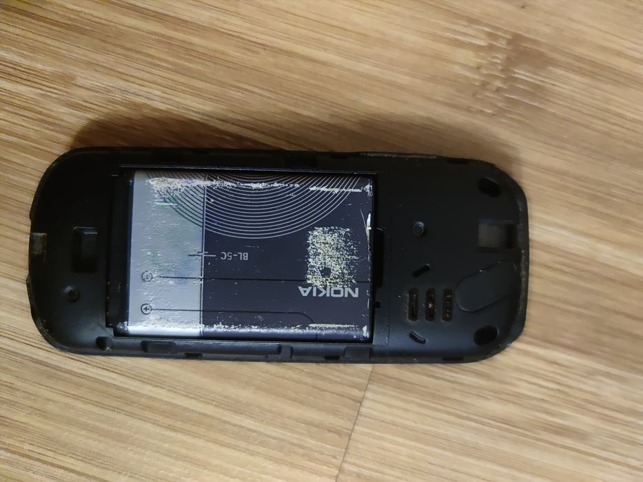 Продається Нокія 1280.