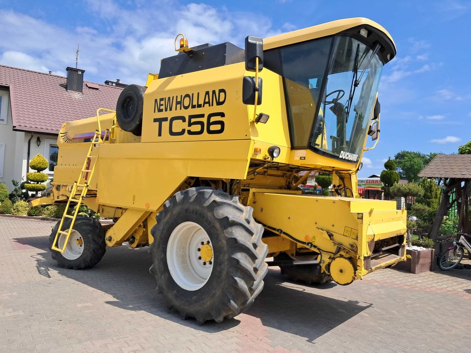 New Holland TC 56 jak nowy sprowadzony 3200 mtg 2002 rok zadbany TX