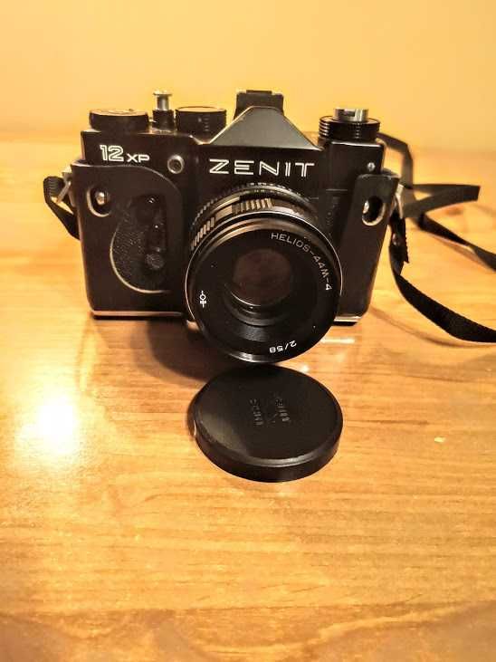 Aparat ZENIT 12 XP