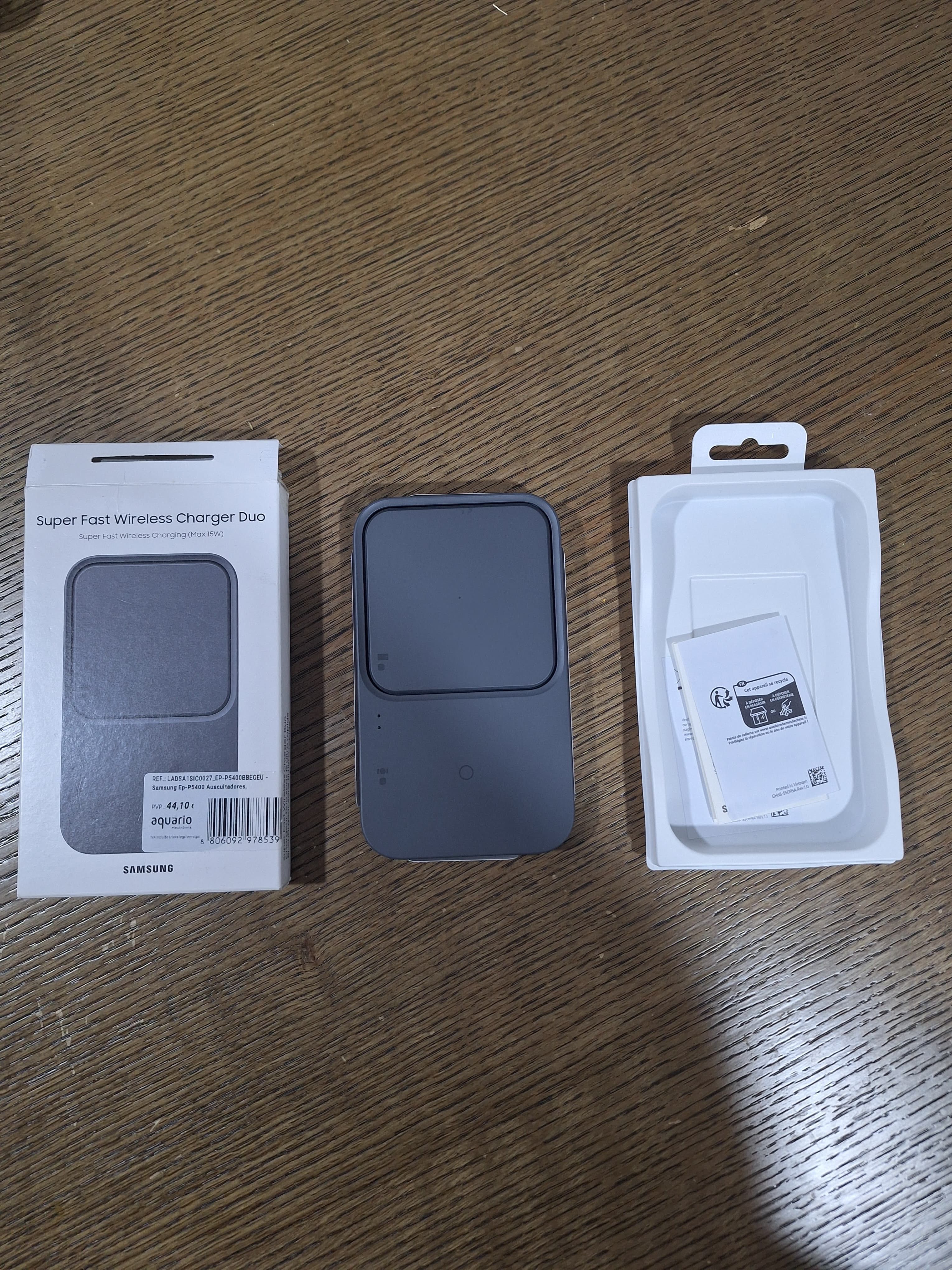 Samsung Super Fast Wireless Charger Duo