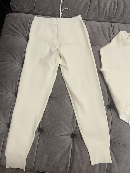 Костюм молочний Lara S-M