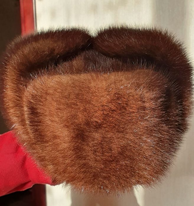 Продаю шапку норковую
