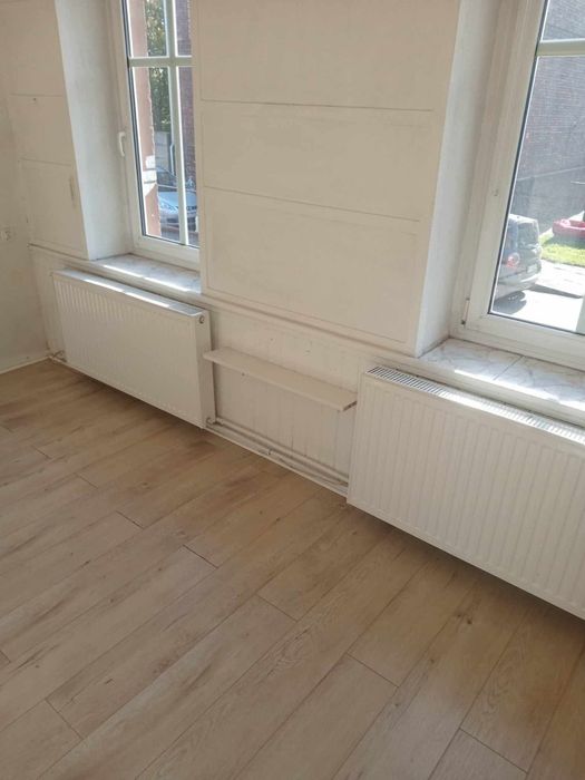 Na sprzedaż mieszkanie 2-pokojowe – 43,8 m² – kamienica