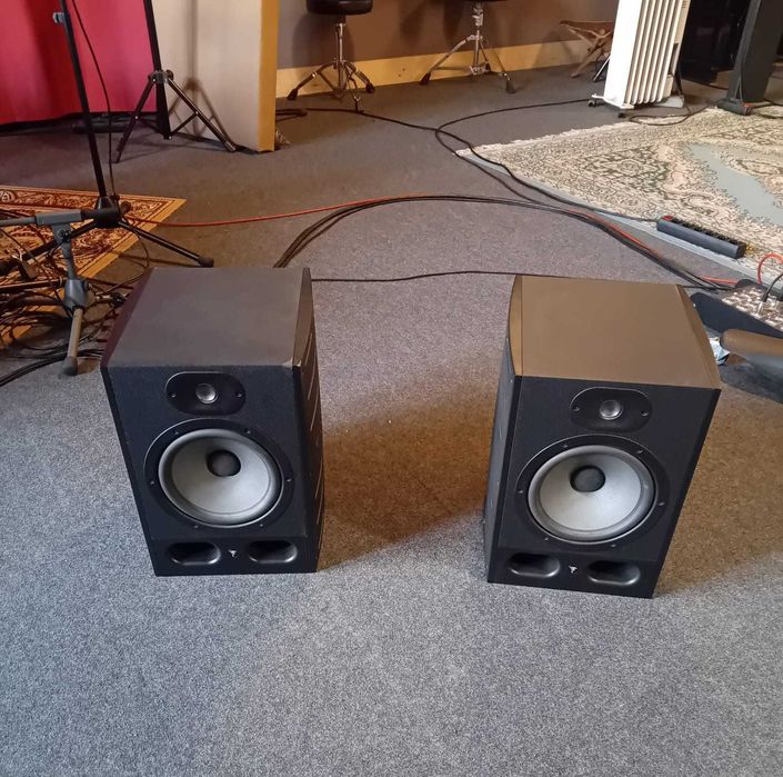 Colunas Monitores Focal Alpha 80