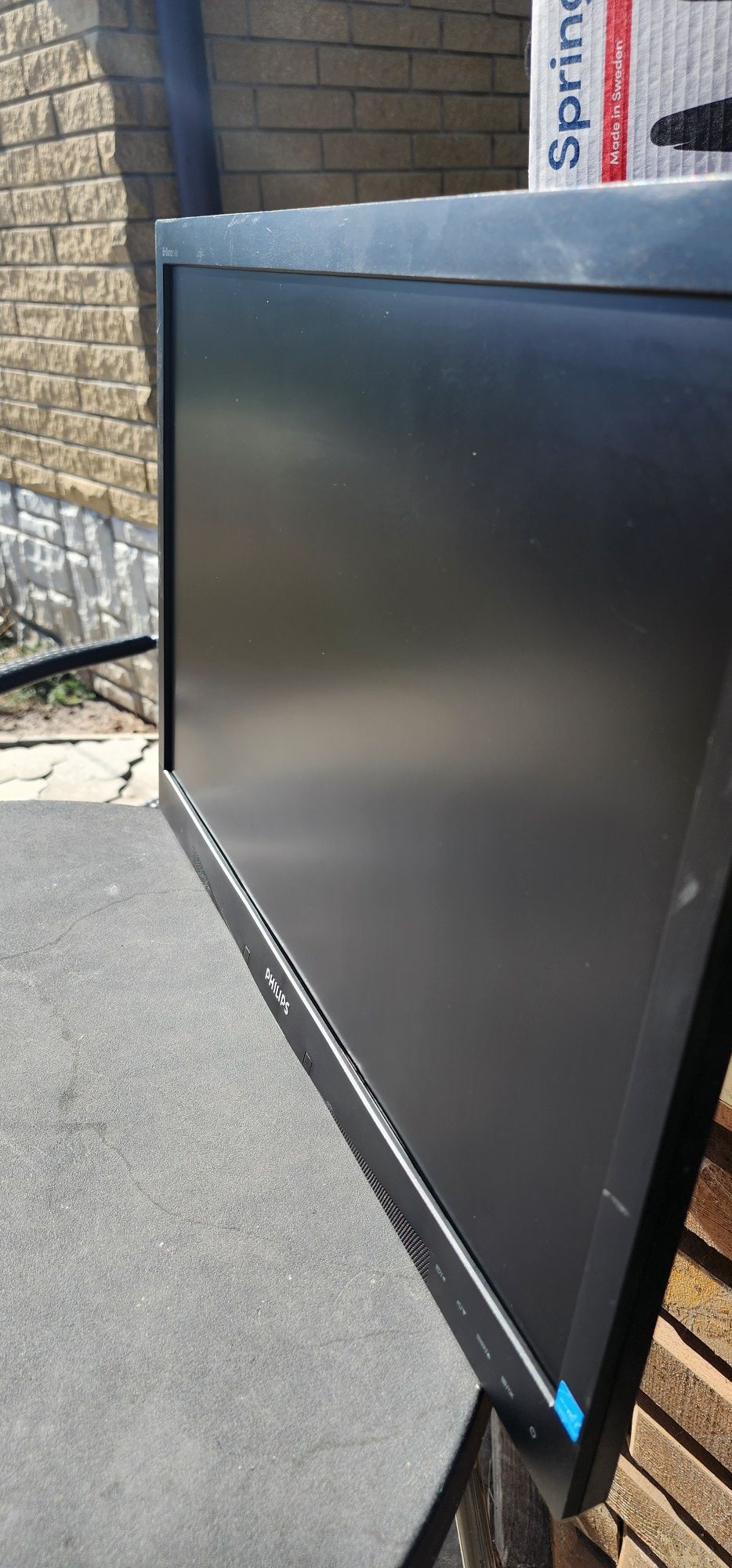 Монитор Philips 24"