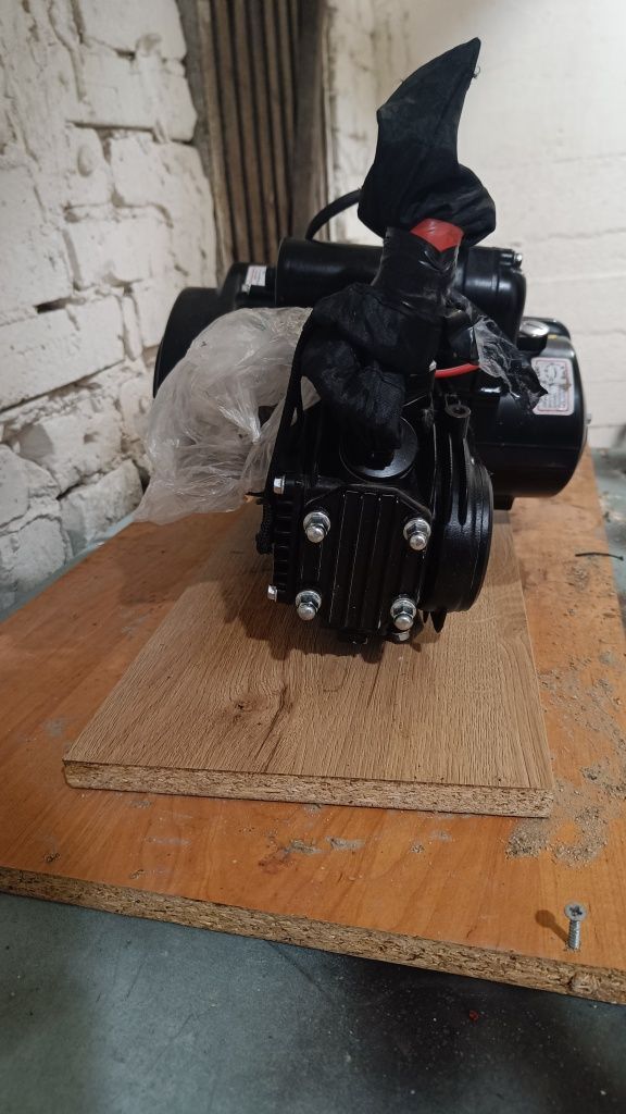 Silnik 125cc BTS 4T