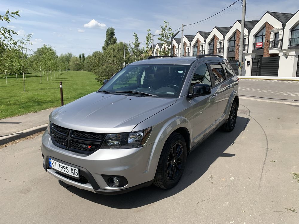 Продаж авто Dodge journey