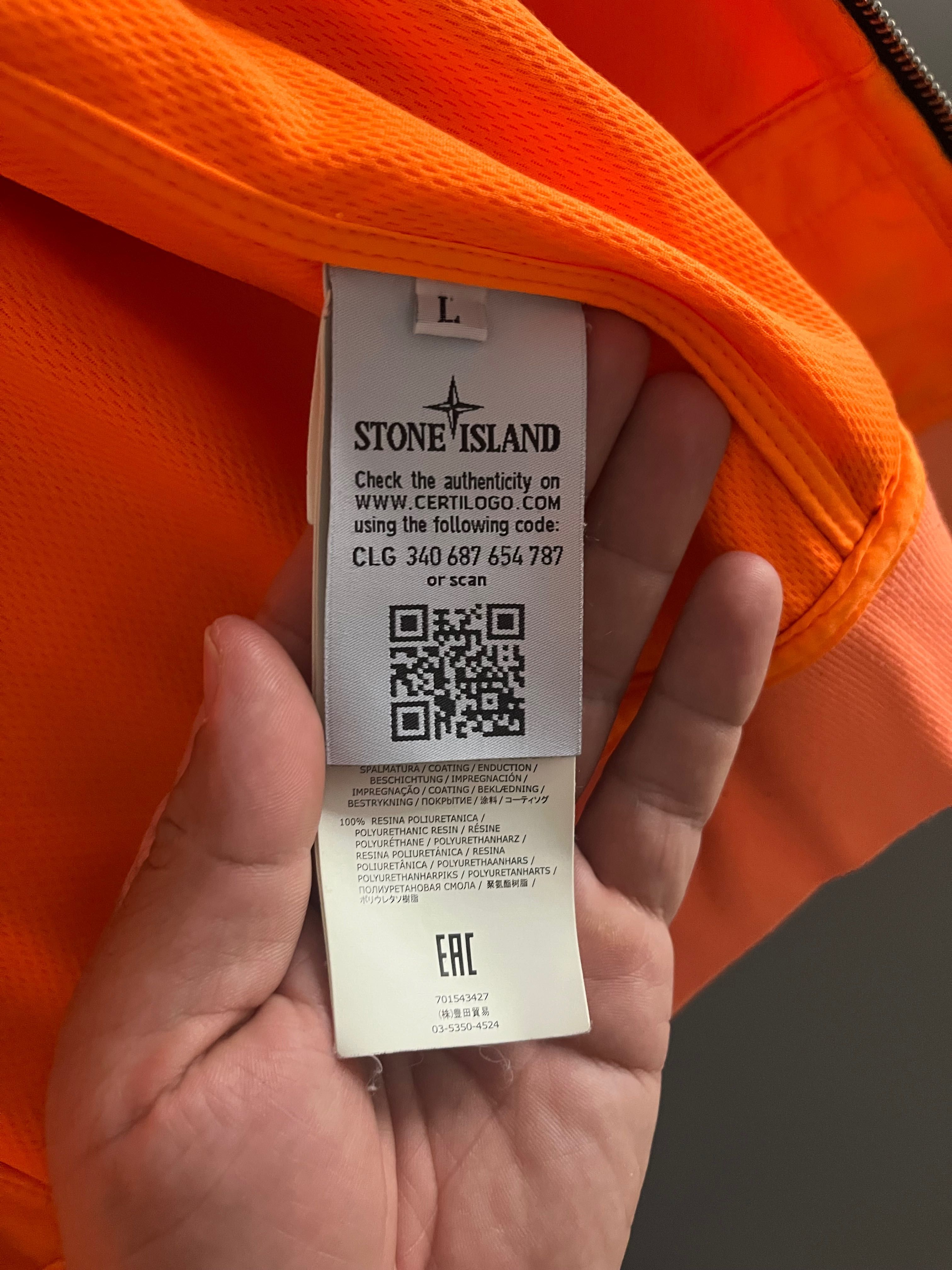 STONE ISLAND Light Soft Shell-R Hooded Jacket Size L Orange