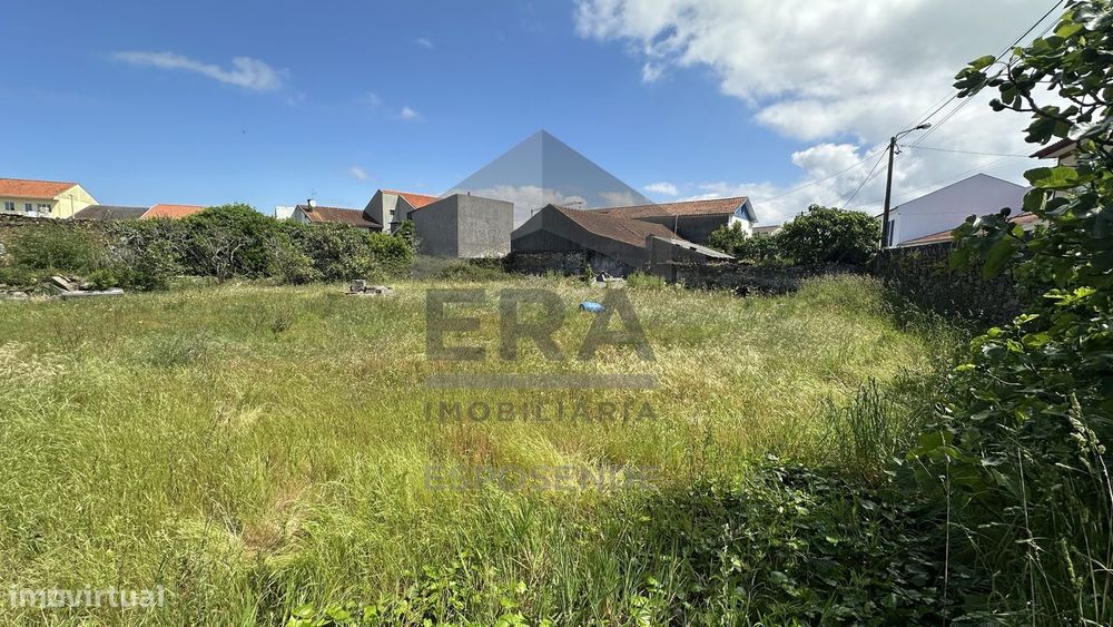 Terreno em Apúlia – 980 m² no centro