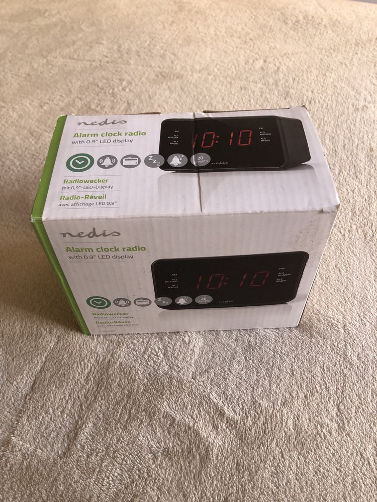 Rádio despertador digital Nedis