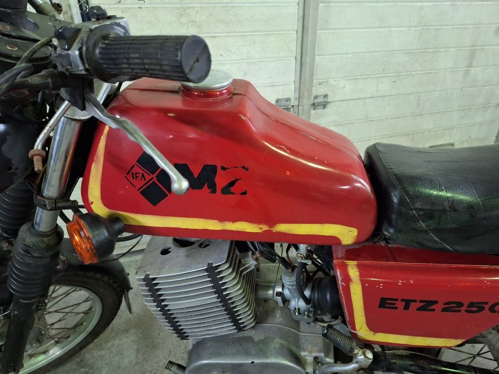 Mz etz 250. 1983r z papierami PL