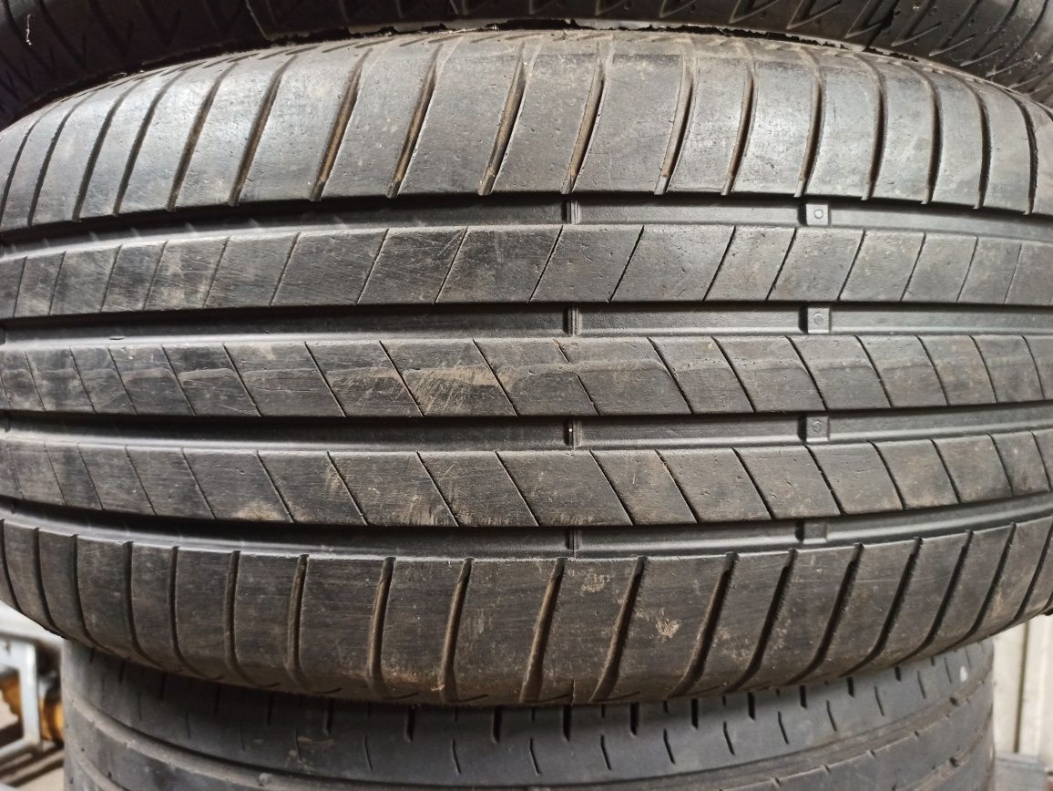 TSM Para Opon 235/50R19 99V Bridgestone Turanza T005 Rok 21