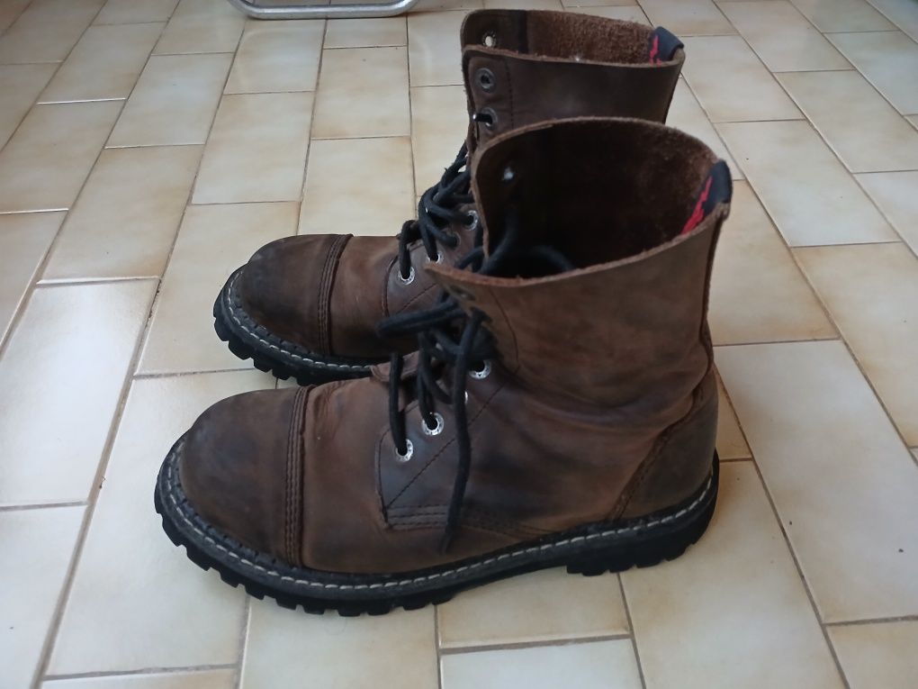 Botas de Couro angry Itch