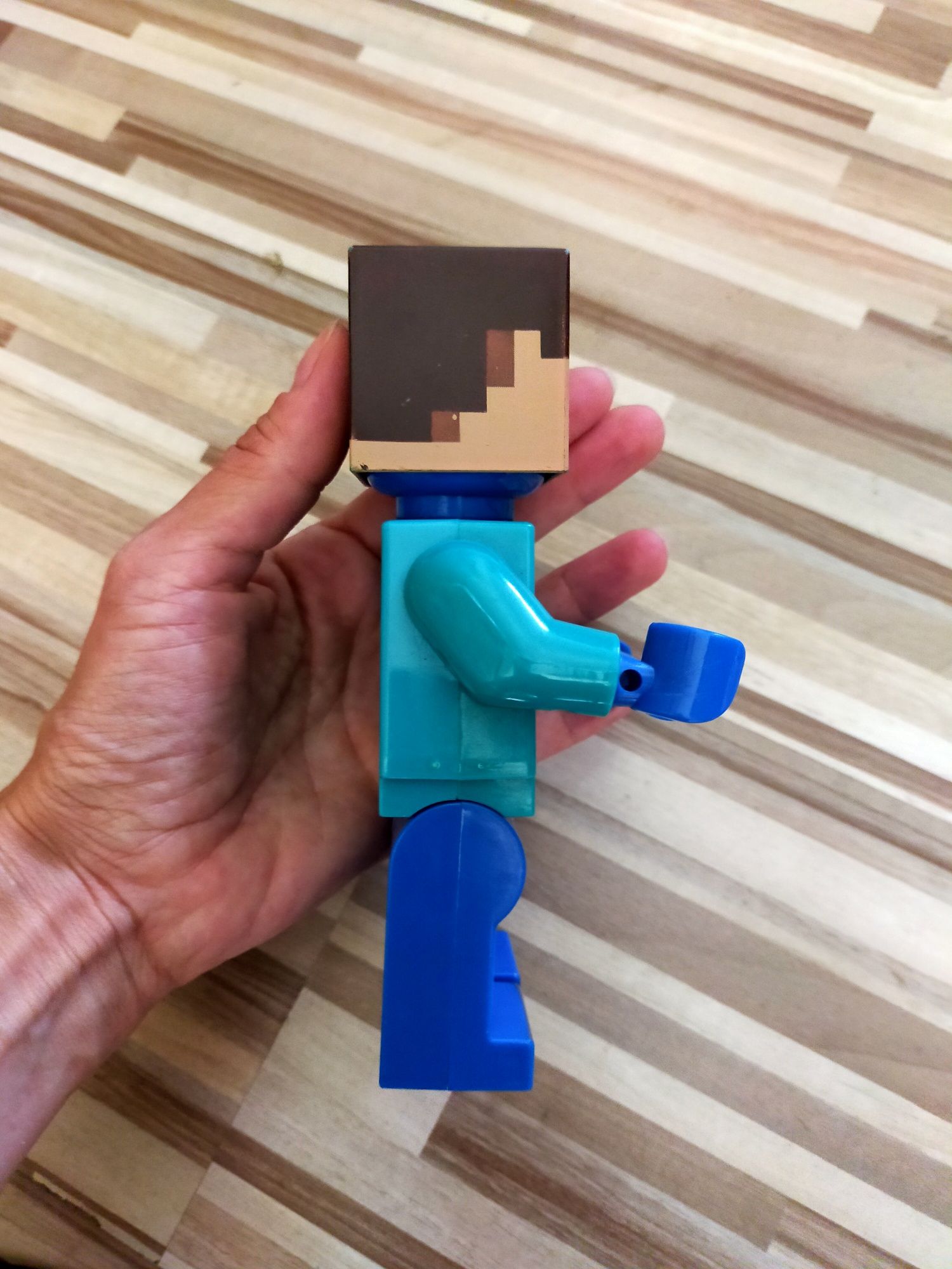 Figurka Minecraft (dźwięk, świecą oczy)