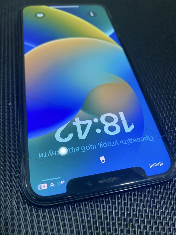 Iphone x в нормальному стані