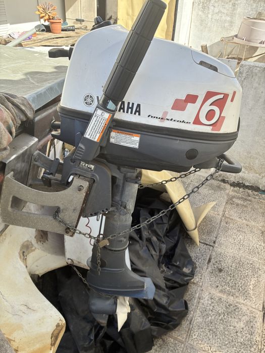 Motor Yamaha 6 cavalos a 4 tempos
