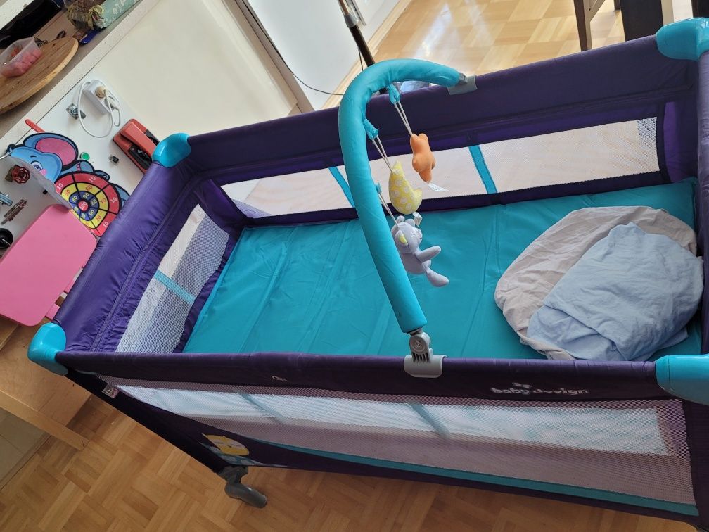 Łóżeczko turystyczne Baby Design Dream