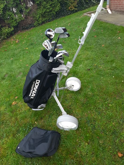 комплекти сумка+клюшки+м'ячі+тій, рушник, грін