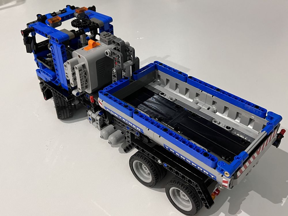 Lego technic 8052 container truck power functions