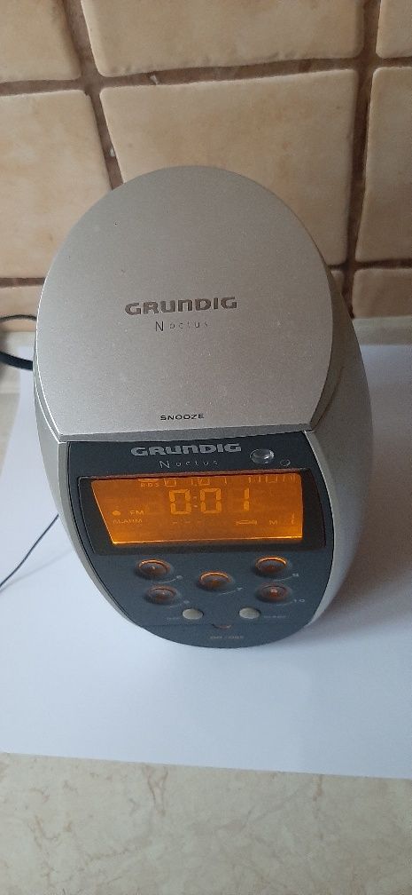 Radiobudzik grundig noxtus sc 9100dcf rds