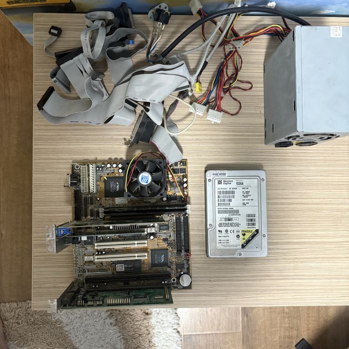 ЛОТ Pga370/fcpga 370 бп+материнка+озу+проц,видеокарта