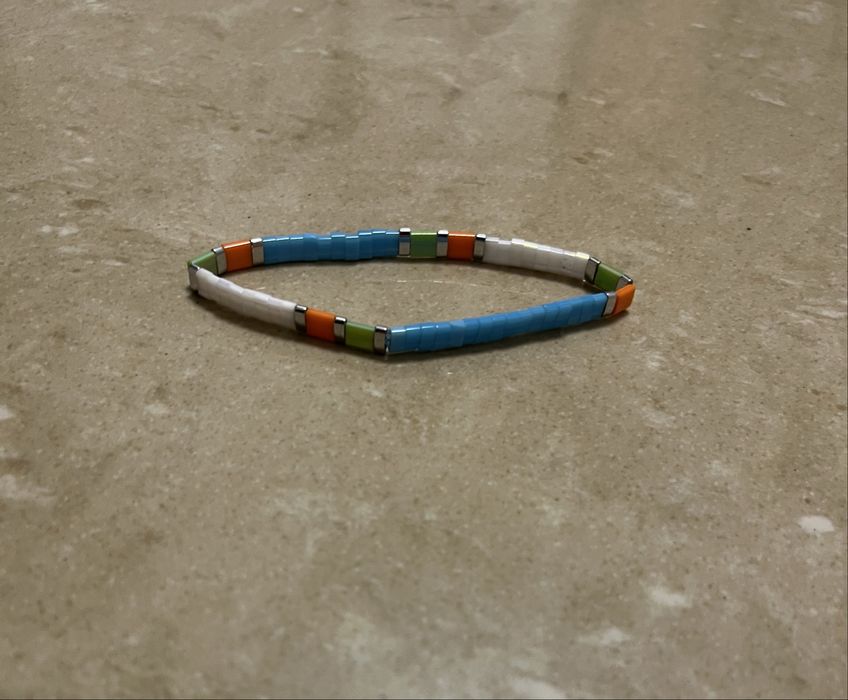 Bransoletka x 3 na gumce z kamieni 3 sztuki Nowe