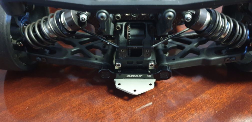 Xray gtx8  carro completamente novo.