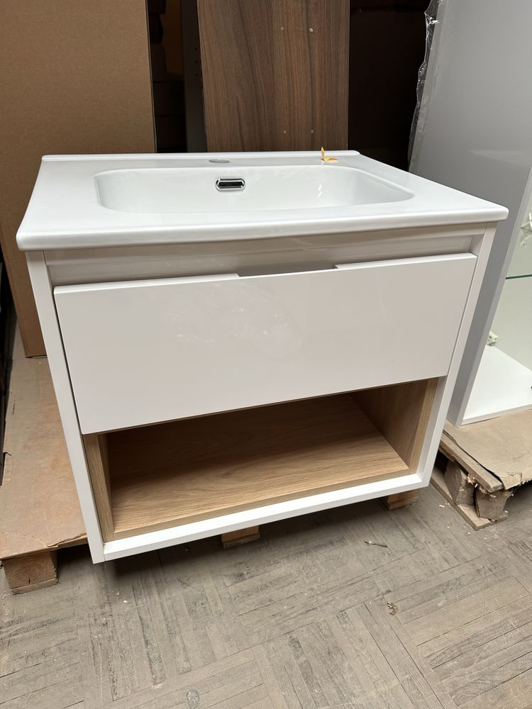 Szafka z umywalką 60 cm