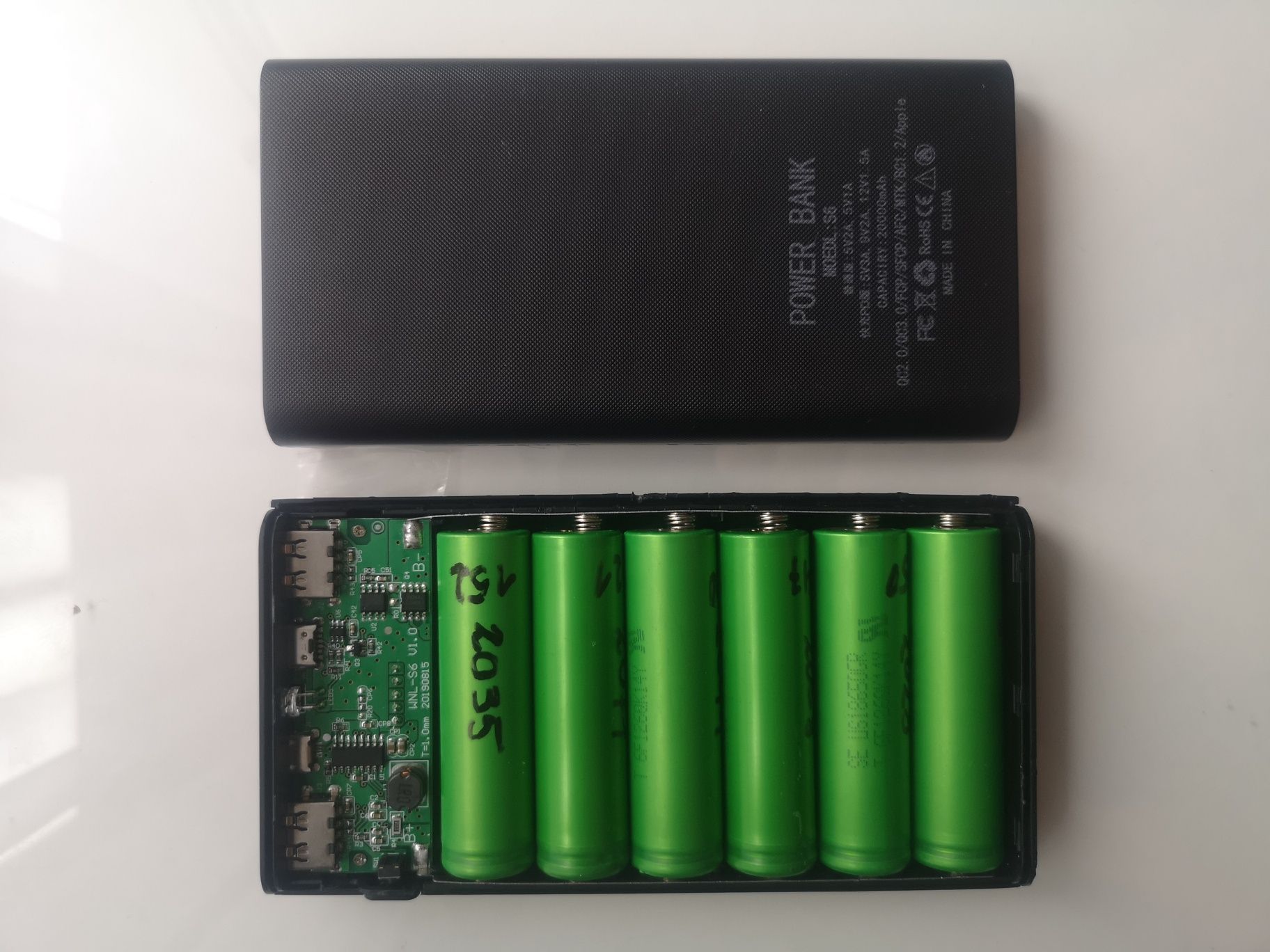 Powerbank 6x 18650 DIY zrób go sam