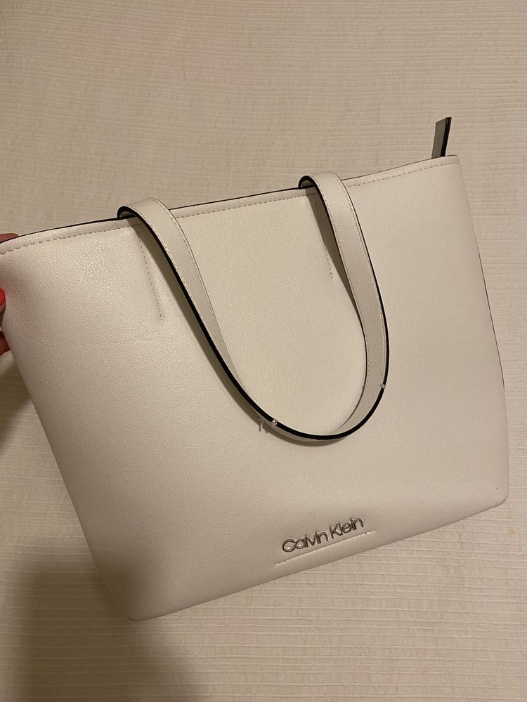 Mala Senhora Calvin Klein