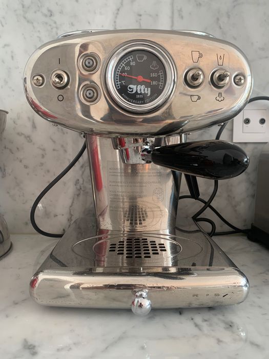 Máquina café Illy Iperespresso X1 inox