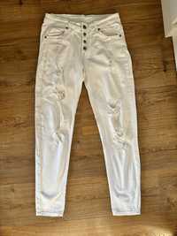 Białe jeansy skinny z dziurami S 36