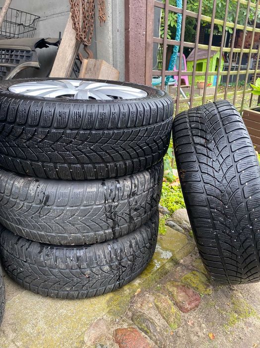 koła zimowe VW dunlop 205/55 R16