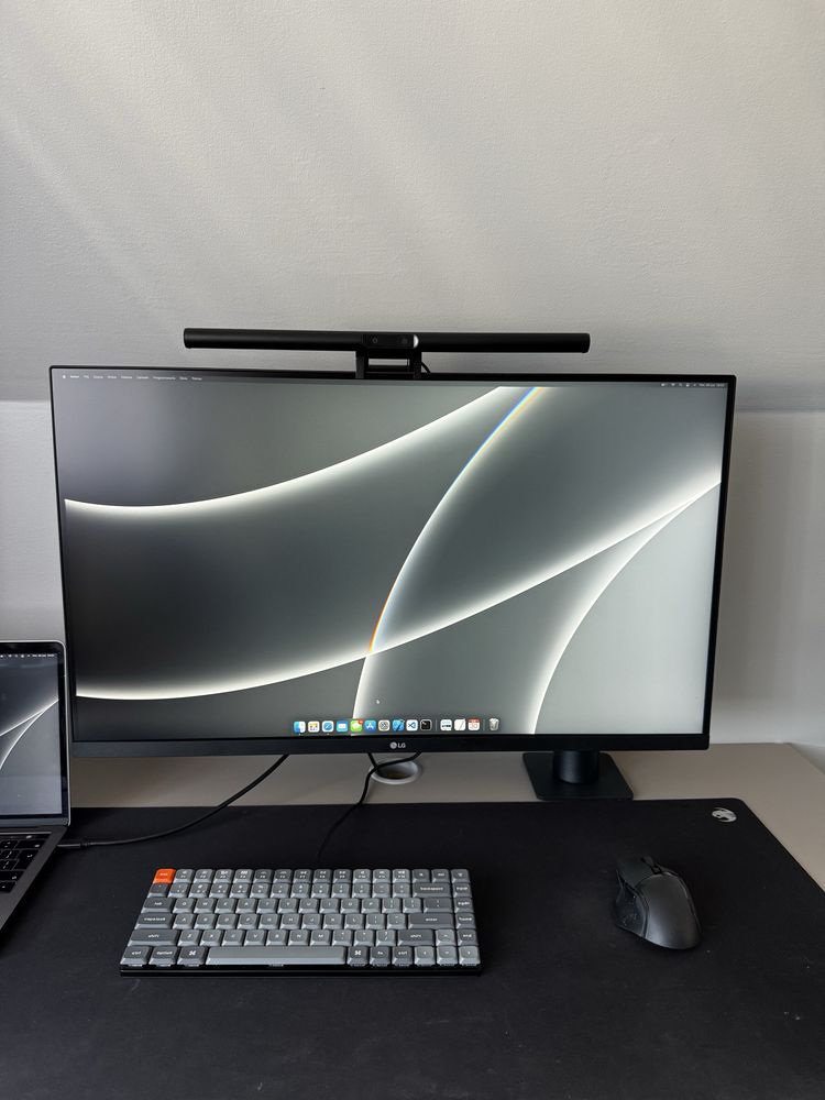 LG UltraFine 32UN880-B Ergo 4K HDR