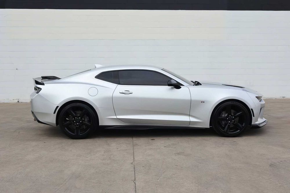 Chevrolet Camaro SS      2017