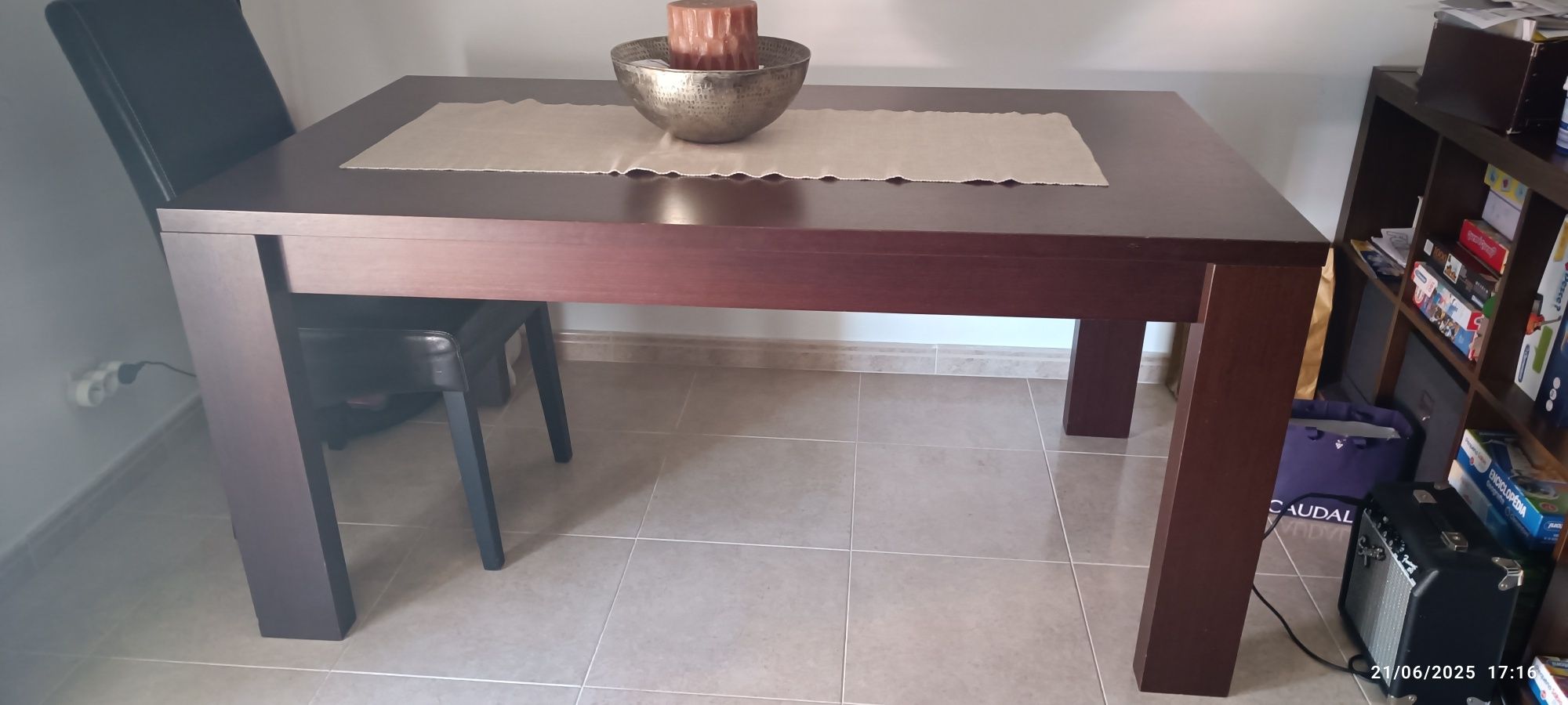 Mesa de sala extensível