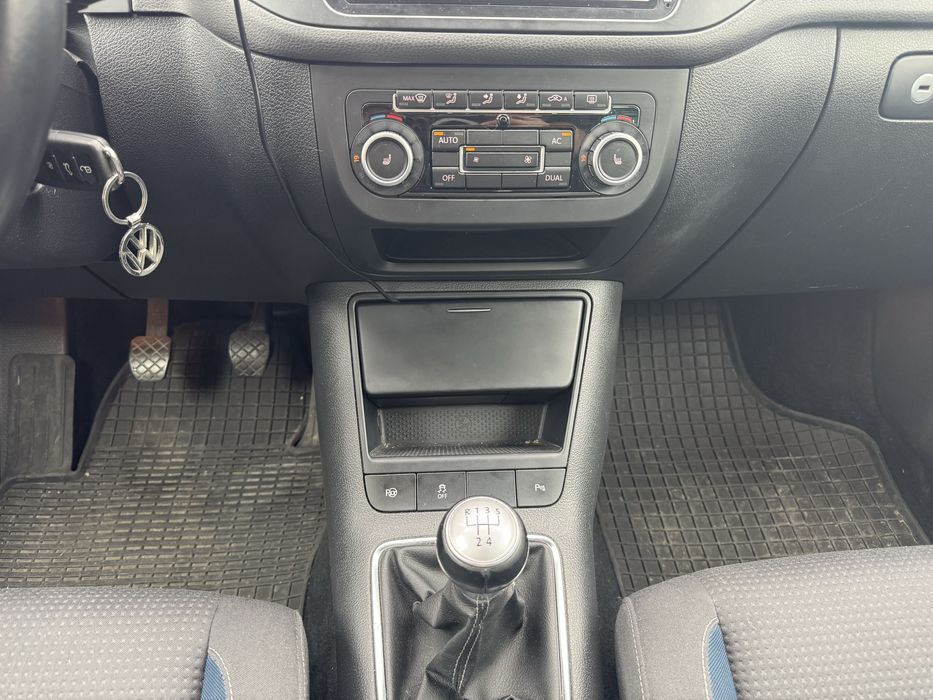 Sprzedam Golf Plus 1.6 tdi Bardzo dobry stan