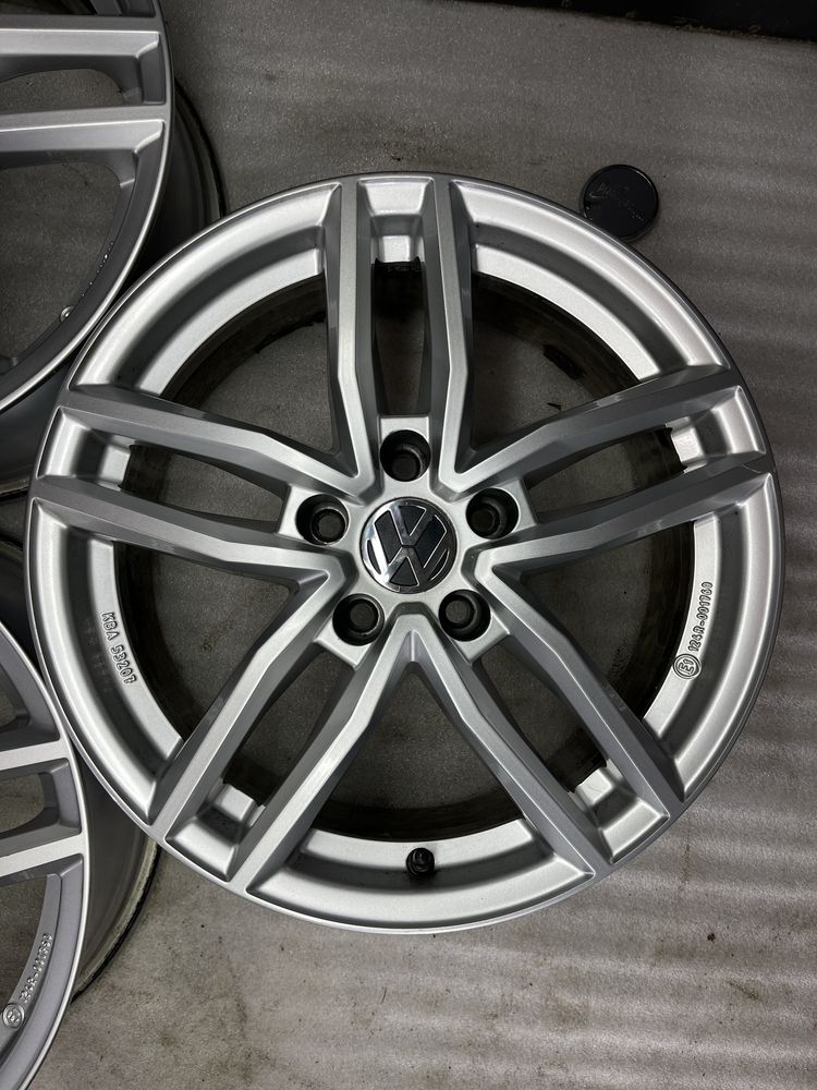 Диски R17 5x112 Et40 7J. Volkswagen Passat Golf Jetta Tiguan NMS CC