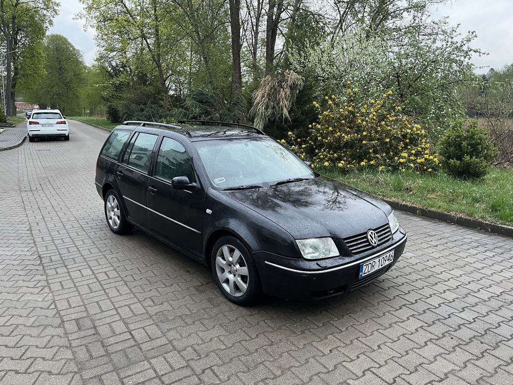 Vw bora 1.9tdi 130km silnik slupek Asz 2005r. Czarna uszkodzona