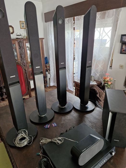 LG Colunas e Subwoofer