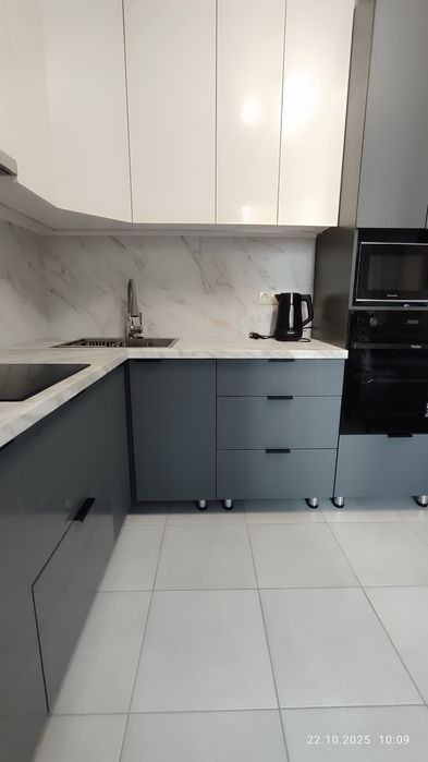 Сдам красивую  1 комн квартиру  ЖК Одесские Традиции/ Грушевского