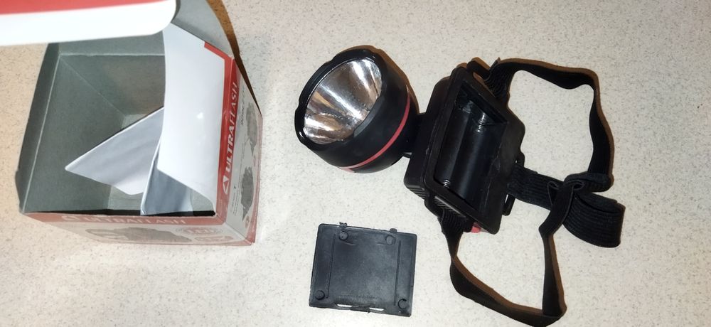 Новый LED Фонарик UltraFlash на лобный на 3х батарейках АА (R6)