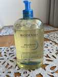 Uzywany kilkukrotnie Bioderma Atoderm olejek